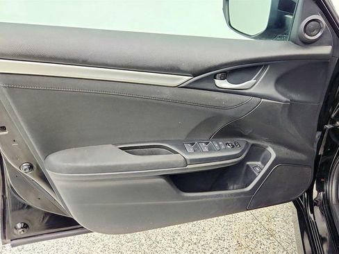 Used 2017 Honda Civic EX image 11