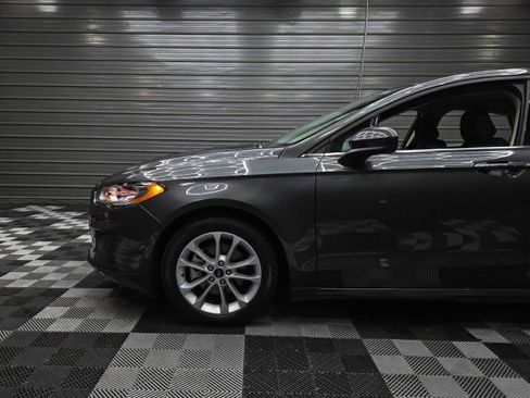 Used 2020 Ford Fusion SE FWD image 37