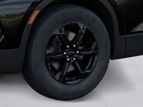 New 2026 Chevrolet Blazer LT w/ Midnight/Sport Edition FWD image 9