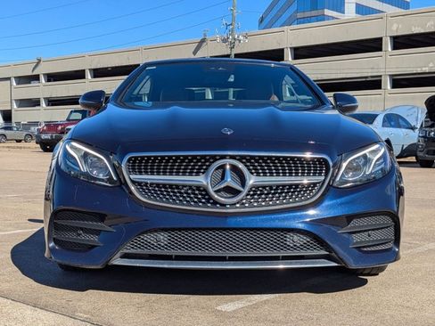 Used 2018 Mercedes-Benz E 400 4MATIC Cabriolet image 2