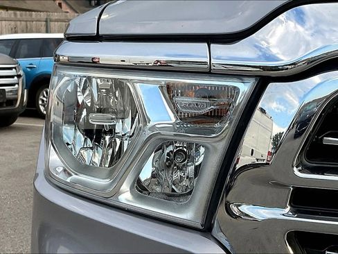 Used 2024 RAM 1500 Laramie image 4