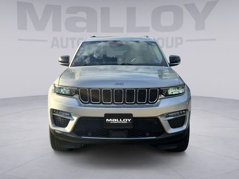 Used 2022 Jeep Grand Cherokee Limited 4xe w/ Luxury Tech Group II AWD/4WD image 8
