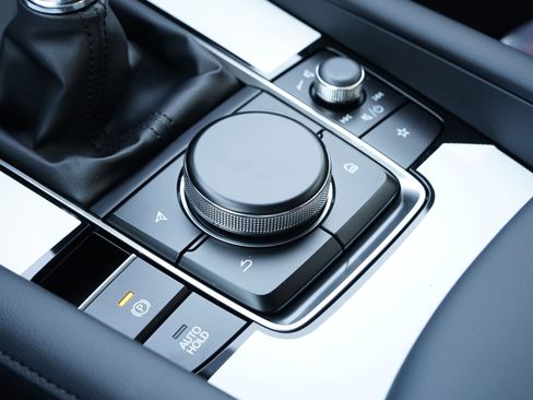 New 2026 MAZDA MAZDA3 2.5 S Hatchback w/ Premium Pkg image 26