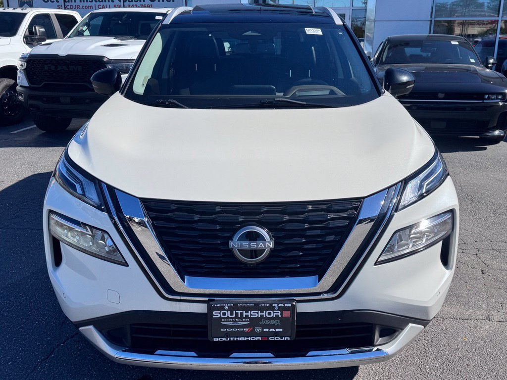Used 2023 Nissan Rogue Platinum w/ Platinum Premium Package AWD/4WD image 2