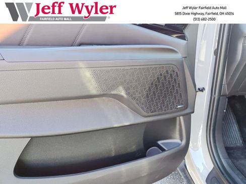 New 2026 Kia Carnival EX image 22