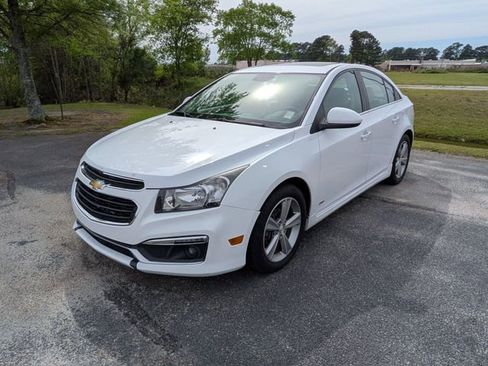 Used 2015 Chevrolet Cruze LT w/ Sun, Sound and Sport Package image 3