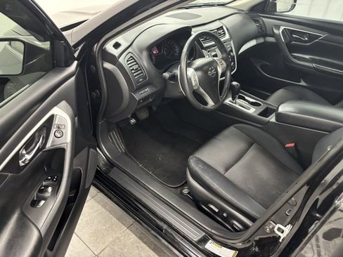 Used 2016 Nissan Altima 2.5 SR image 9