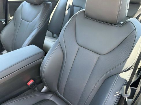 Used 2025 BMW 330i Sedan RWD image 18
