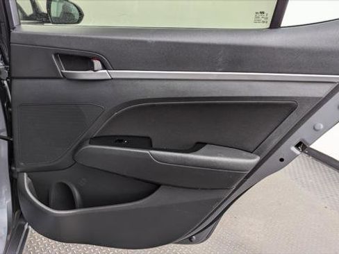 Used 2019 Hyundai Elantra SEL w/ Cargo Package image 19