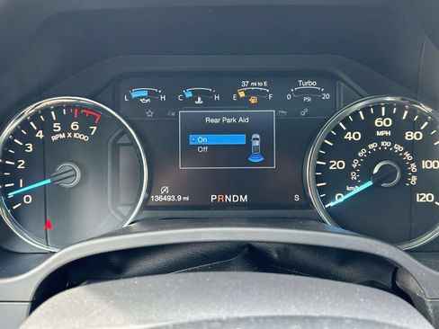 Used 2018 Ford F150 Lariat w/ Equipment Group 502A Luxury AWD/4WD image 28