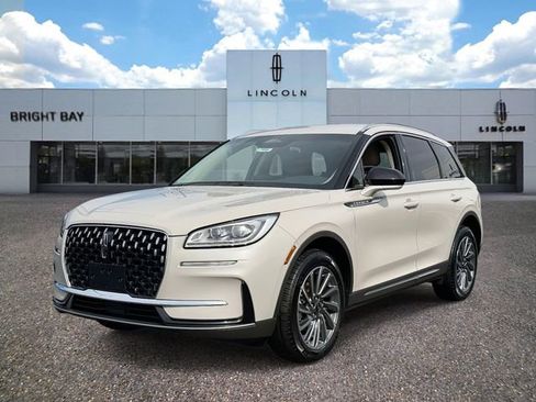 Certified 2023 Lincoln Corsair Reserve image 2