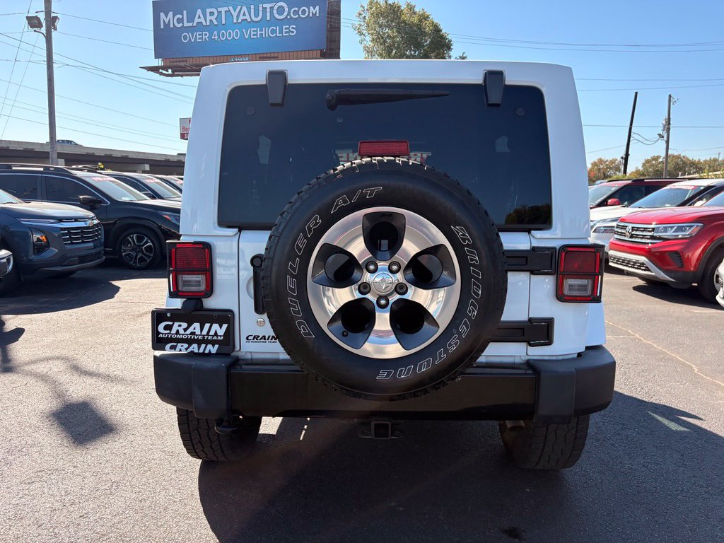 Used 2018 Jeep Wrangler Unlimited Sahara AWD/4WD image 6