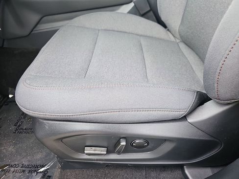 New 2025 Ford Explorer Active image 31