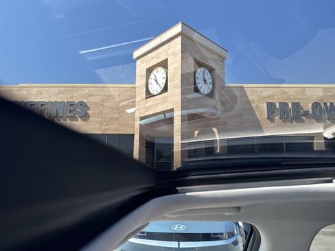 Used 2024 Hyundai Santa Fe XRT image 3