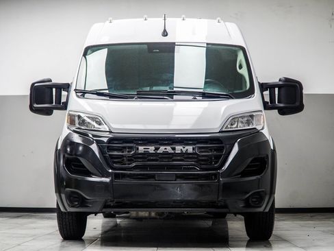 Used 2023 RAM ProMaster 2500 FWD image 9