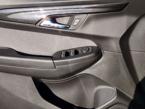 Used 2025 Chevrolet TrailBlazer LT image 17