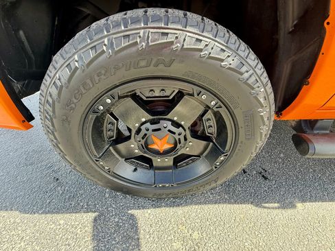 Used 2015 RAM 1500 Sport w/ Ignition Orange Sport Package AWD/4WD image 23