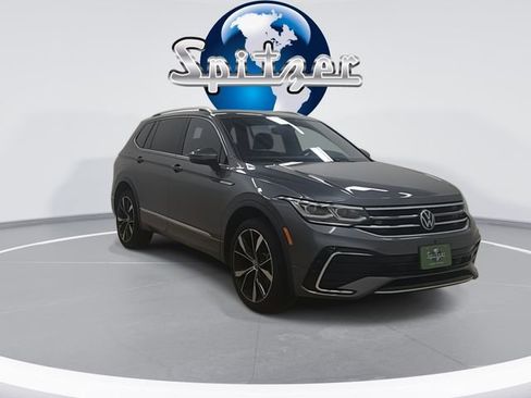 Used 2022 Volkswagen Tiguan SEL R-Line image 7
