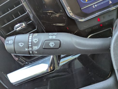 Used 2023 Chevrolet Silverado 1500 LT w/ Protection Package image 17