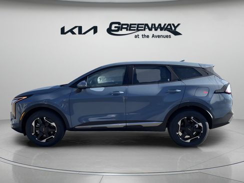 New 2026 Kia Sportage S image 2