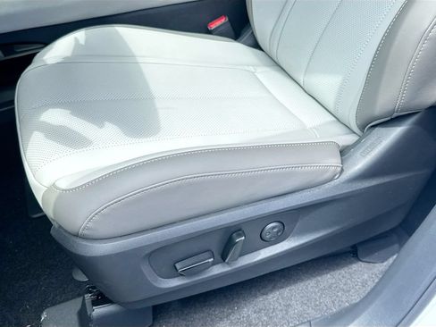 Certified 2026 INFINITI QX60 Luxe w/ Cargo Package FWD image 21