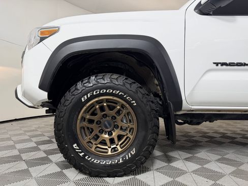 Used 2023 Toyota Tacoma 4x4 Double Cab w/ Trail Edition image 10