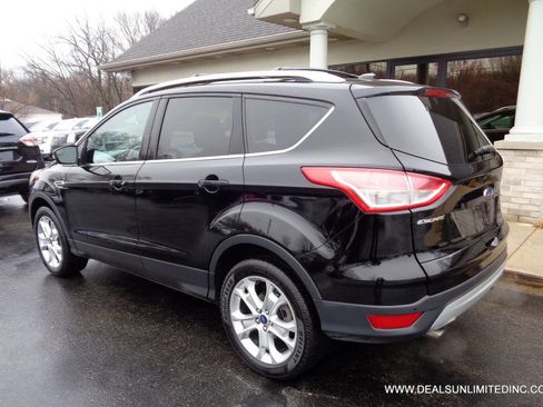 Used 2016 Ford Escape Titanium image 4
