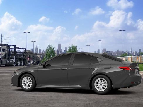 New 2026 Toyota Camry LE AWD/4WD image 5