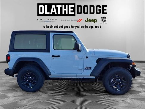 New 2026 Jeep Wrangler Sport AWD/4WD image 24