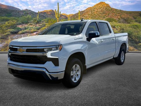 Used 2024 Chevrolet Silverado 1500 LT image 8