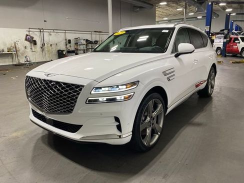 Used 2024 Genesis GV80 3.5T w/ Prestige Package AWD/4WD image 3