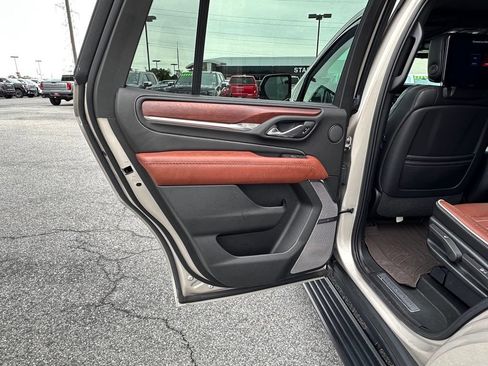 Certified 2023 GMC Yukon Denali Ultimate AWD/4WD image 27