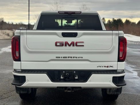 Used 2023 GMC Sierra 1500 AT4X image 5