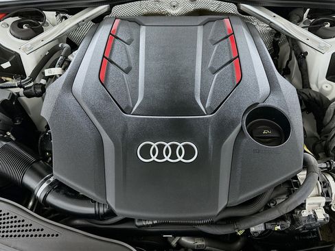 Used 2023 Audi S4 Premium Plus w/ Premium Plus Package image 32