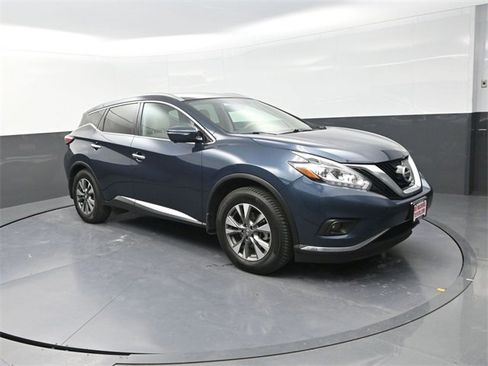 Used 2015 Nissan Murano SL w/ Cargo Package w/Cover image 9