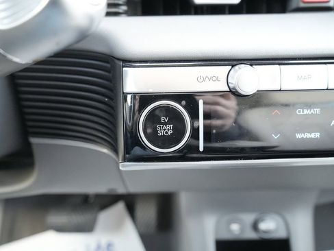 Certified 2023 Hyundai Ioniq 5 SEL w/ Cargo Package image 31