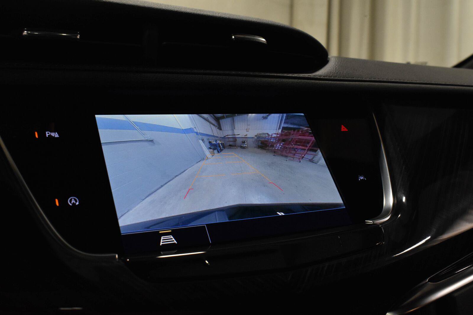Used 2024 Cadillac XT6 Premium Luxury w/ LPO, Floor Liner Package FWD image 16