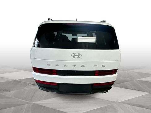 Used 2024 Hyundai Santa Fe SEL FWD image 7