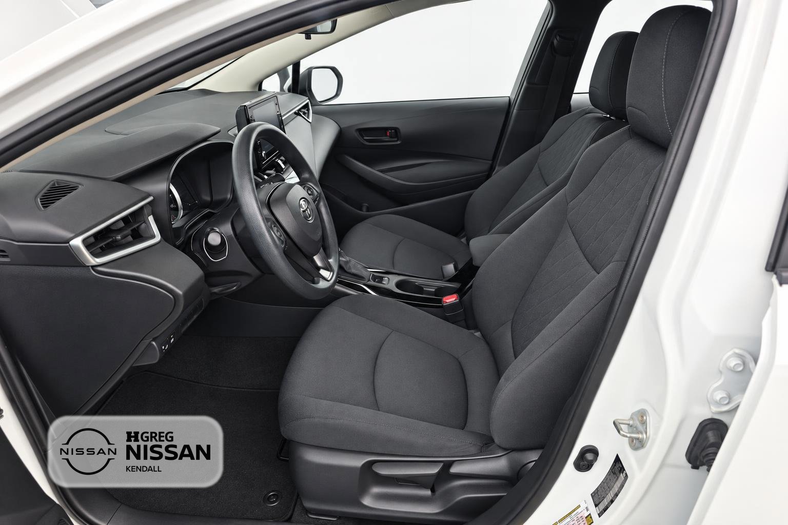 Used 2022 Toyota Corolla LE FWD image 7