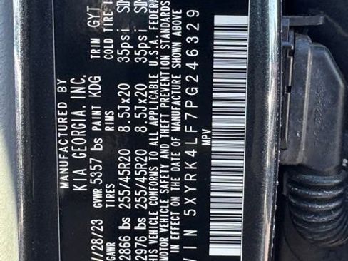 Certified 2023 Kia Sorento SX FWD image 16