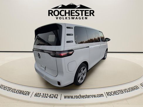 New 2025 Volkswagen ID. Buzz Pro S image 7