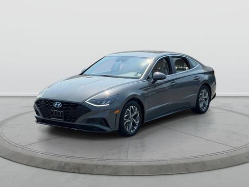 Used 2023 Hyundai Sonata SEL FWD image 3