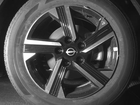 Used 2025 Nissan Sentra SV FWD image 13