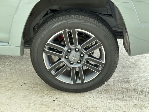 Used 2023 Toyota 4Runner TRD Sport w/ Technology Package RWD image 12