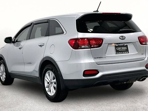 Used 2019 Kia Sorento L FWD image 15