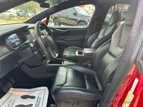 Used 2018 Tesla Model X 75D image 12