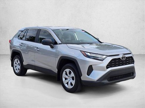 Used 2024 Toyota RAV4 LE FWD image 3