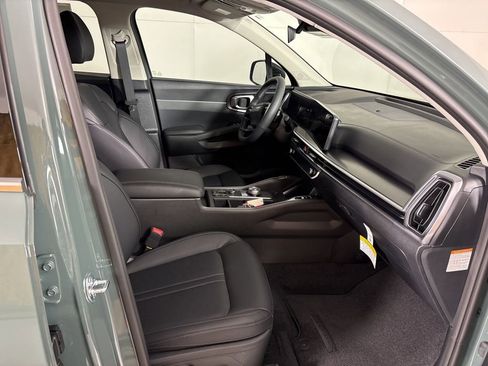 New 2026 Kia Sorento EX AWD/4WD image 15