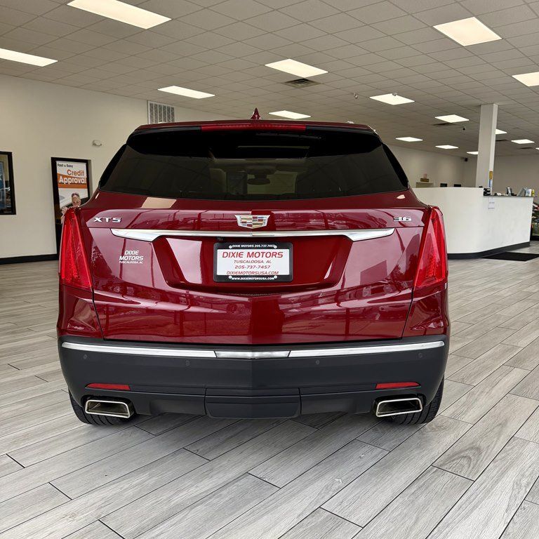 Used 2017 Cadillac XT5 Premium Luxury FWD image 8
