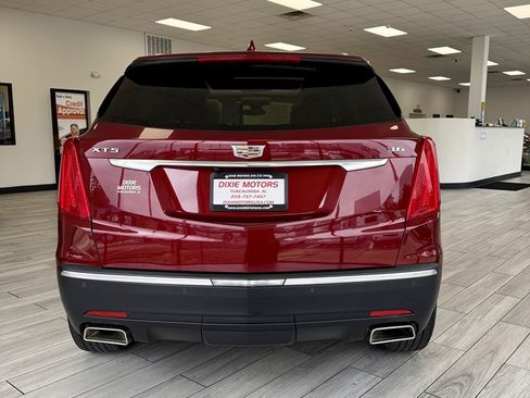 Used 2017 Cadillac XT5 Premium Luxury FWD image 8